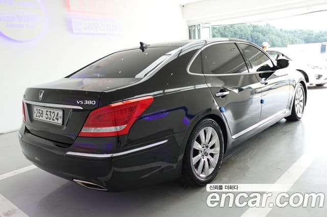 Hyundai Equus