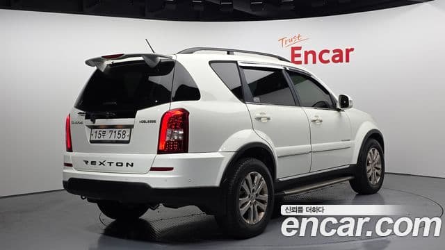 SsangYong (KG Mobility) Rexton