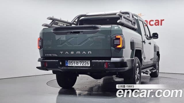 Kia Tasman