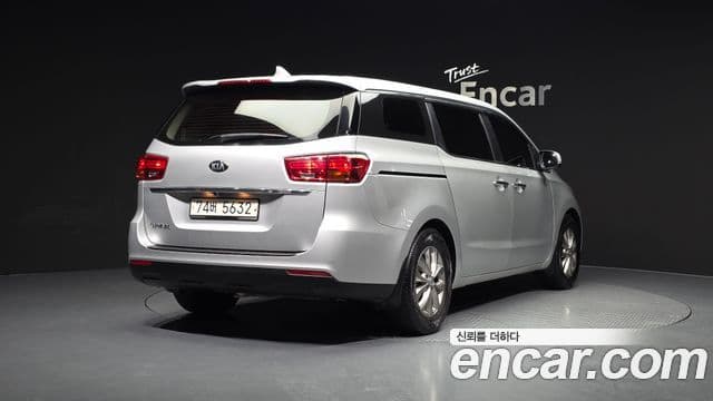 Kia Canival