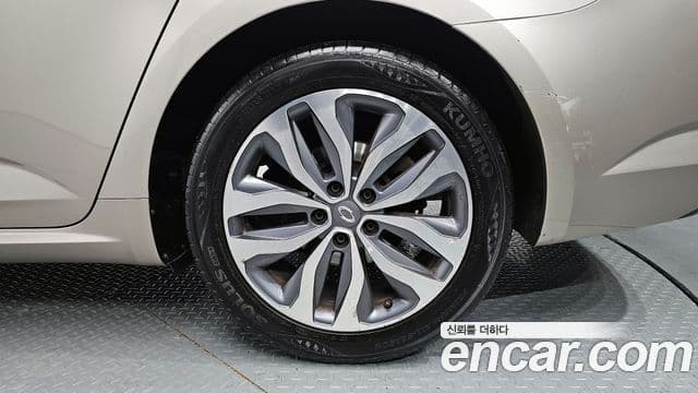 Renault Korea (Samsung) SM6