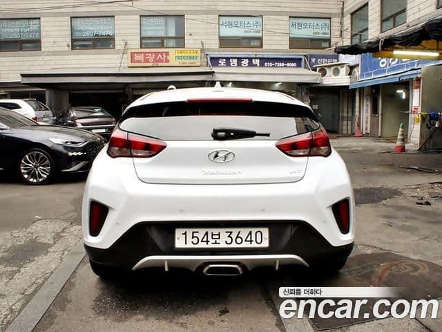 Hyundai Veloster