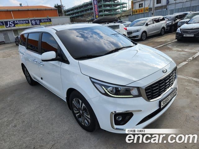 Kia Canival