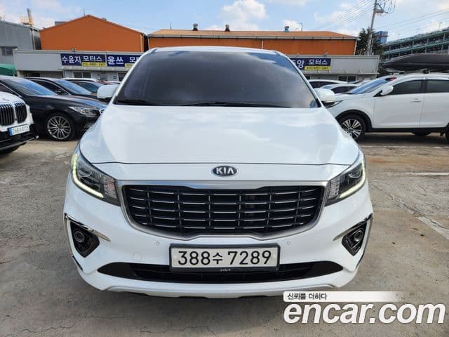 Kia Canival