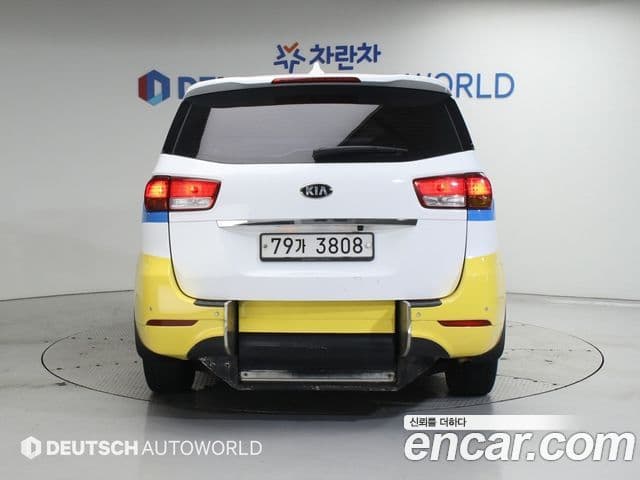 Kia Canival