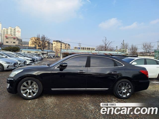 Hyundai Equus