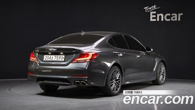 Genesis G70