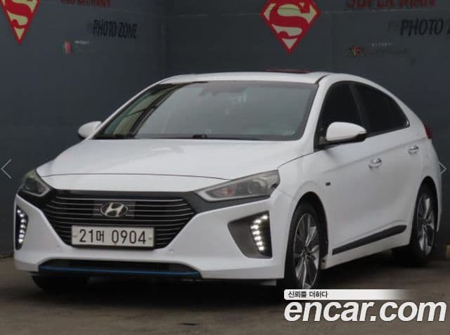 Hyundai Ioniq