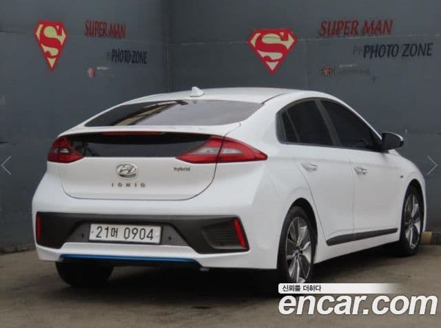 Hyundai Ioniq
