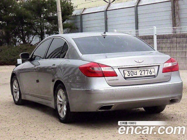Hyundai Genesis