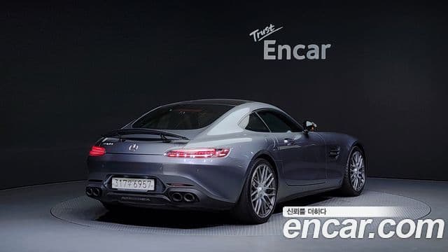 Mercedes-Benz AMG GT