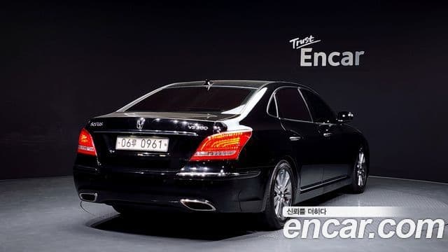 Hyundai Equus