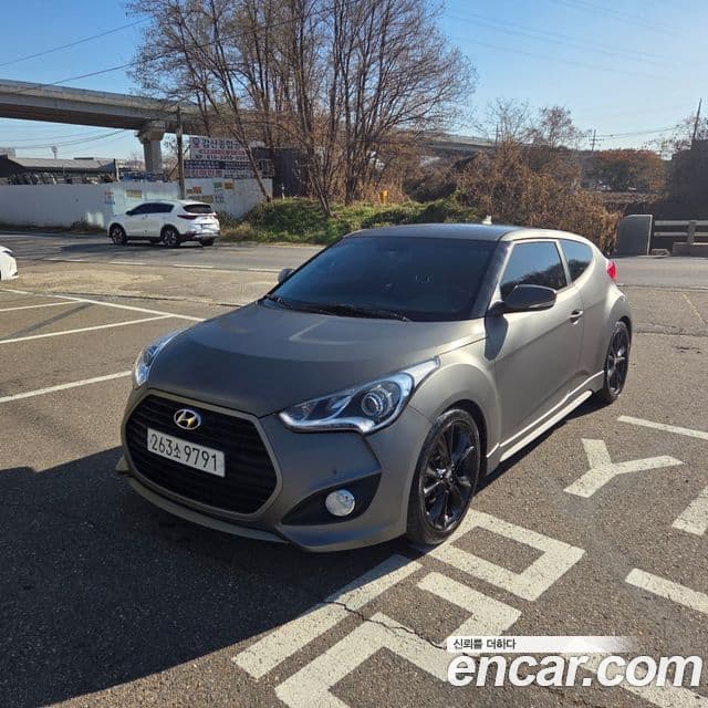 Hyundai Veloster