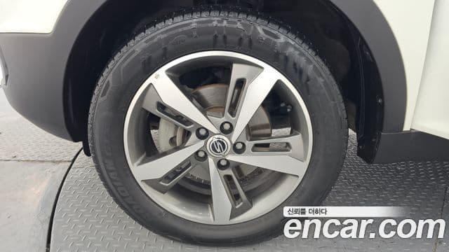 SsangYong (KG Mobility) KORANDO