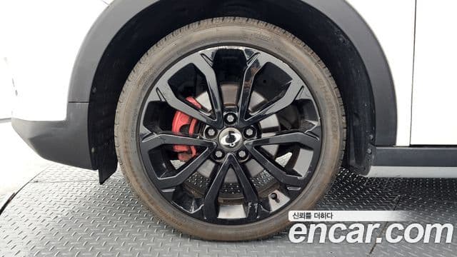 SsangYong (KG Mobility) TIBOLI