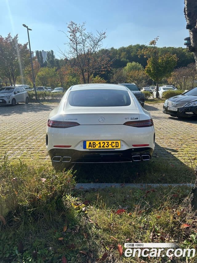 Mercedes-Benz AMG GT