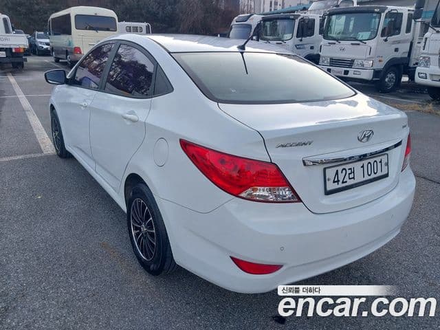 Hyundai Accent