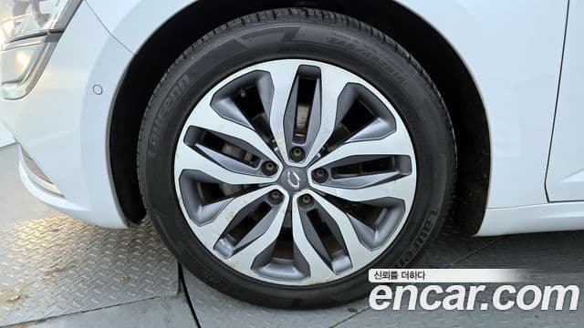 Renault Korea (Samsung) SM6