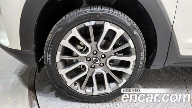 SsangYong (KG Mobility) Torres