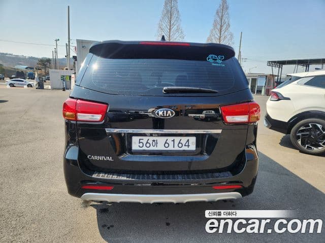 Kia Canival