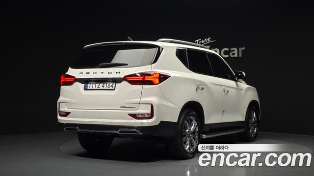 SsangYong (KG Mobility) Rexton