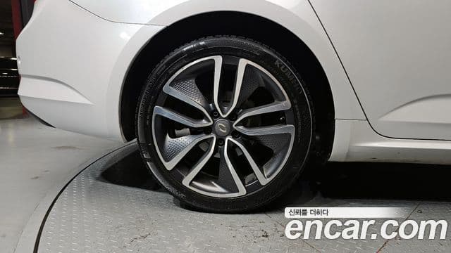 Renault Korea (Samsung) SM6