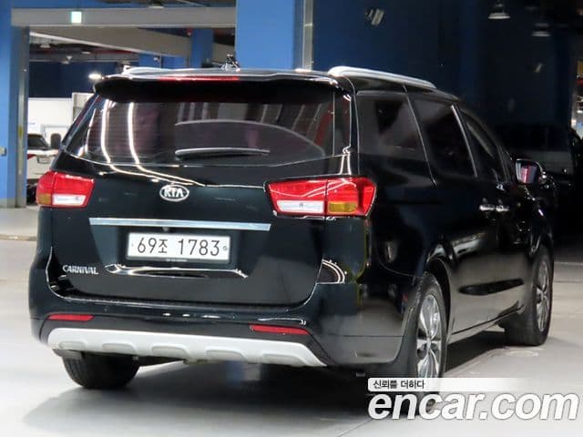 Kia Canival