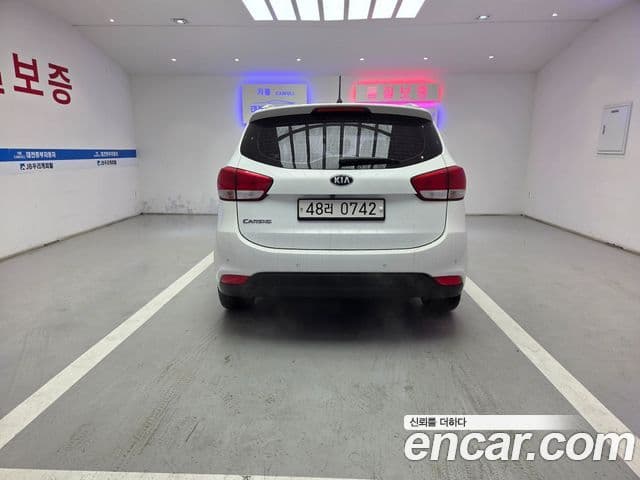 Kia Carens