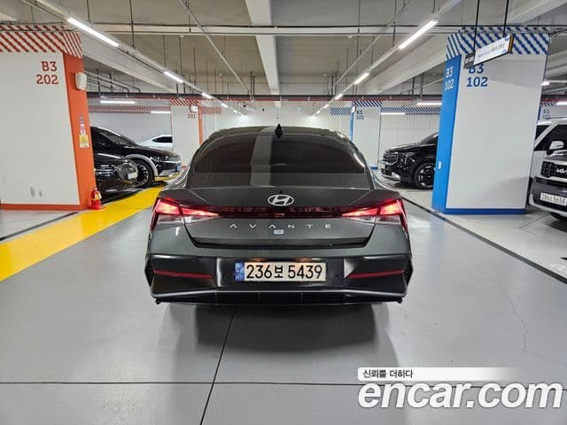 Hyundai AVANTE