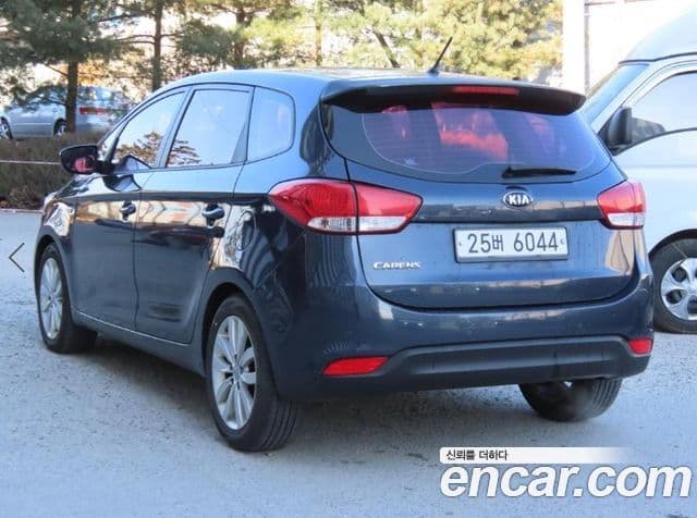 Kia Carens