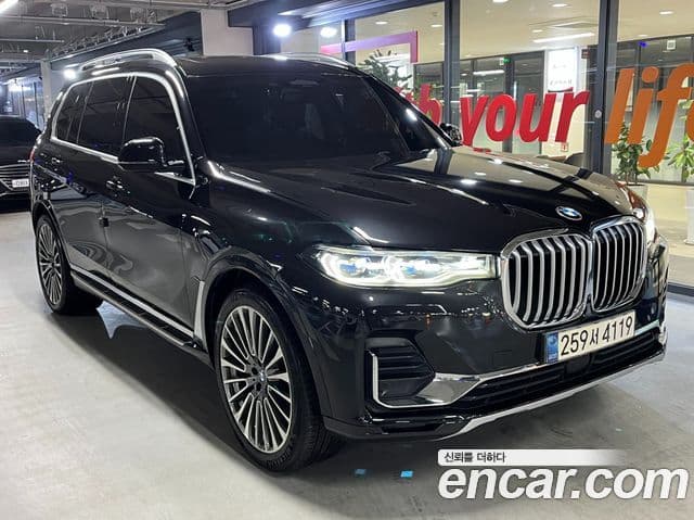 BMW X7