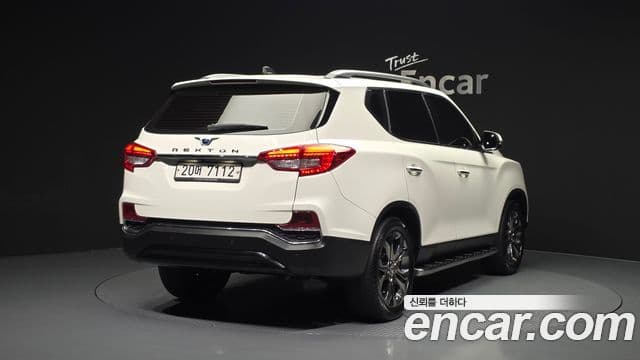 SsangYong (KG Mobility) Rexton