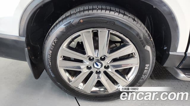 SsangYong (KG Mobility) Rexton