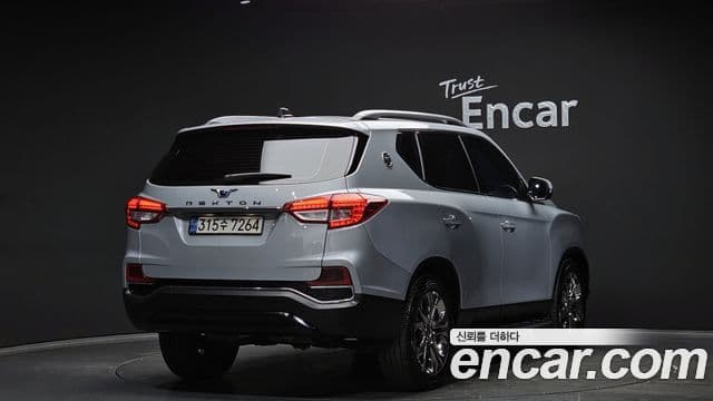 SsangYong (KG Mobility) Rexton