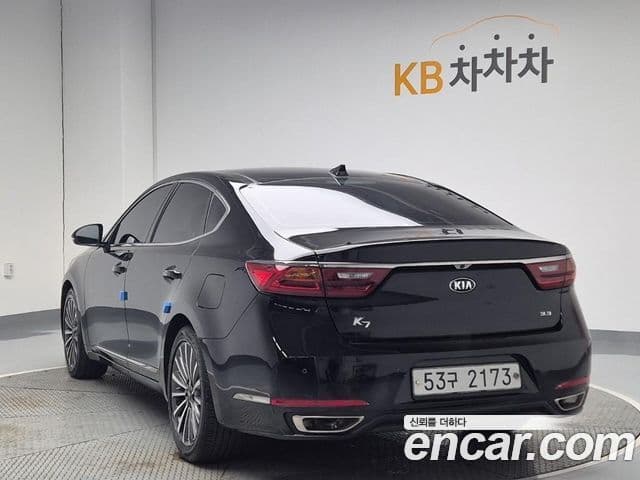 Kia K7