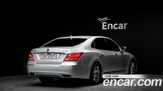 Hyundai Equus