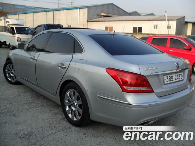 Hyundai Equus