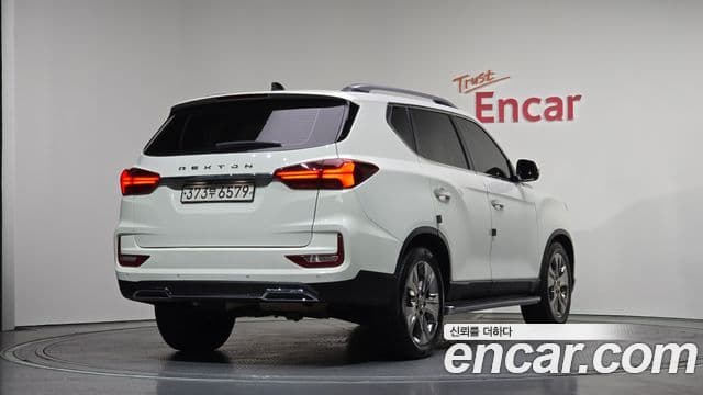 SsangYong (KG Mobility) Rexton