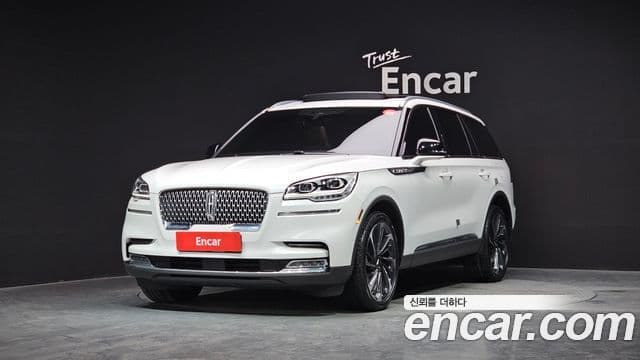 Lincoln Aviator