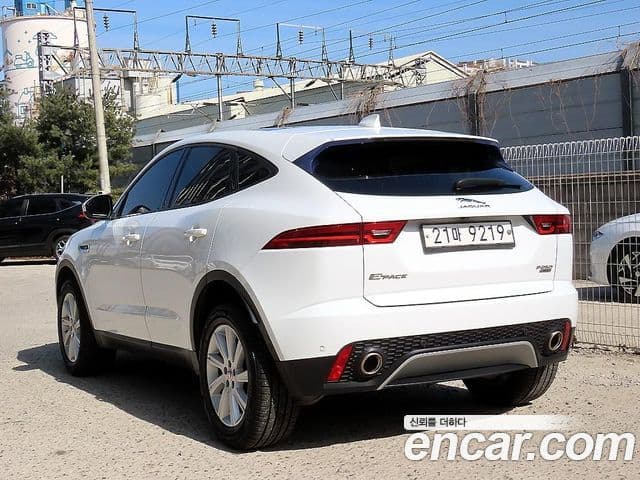 Jaguar E-PACE