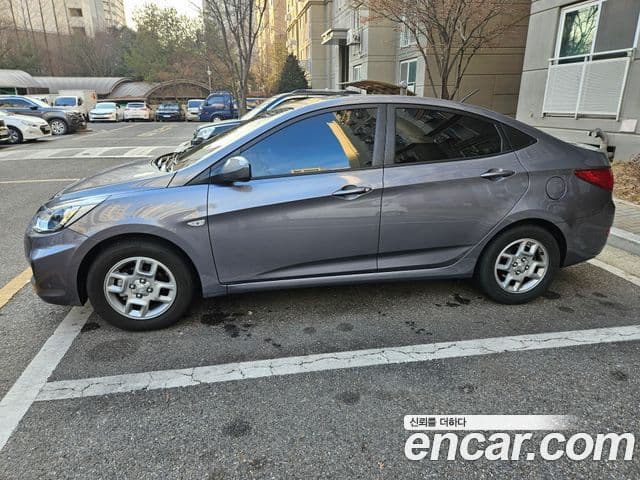 Hyundai Accent
