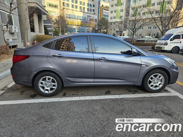 Hyundai Accent