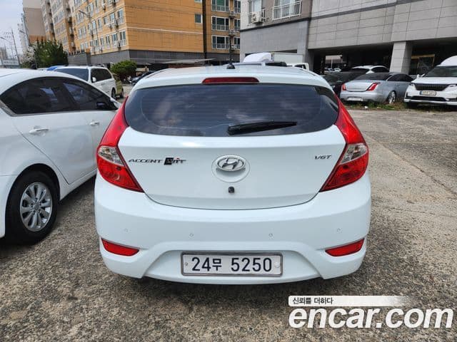 Hyundai Accent