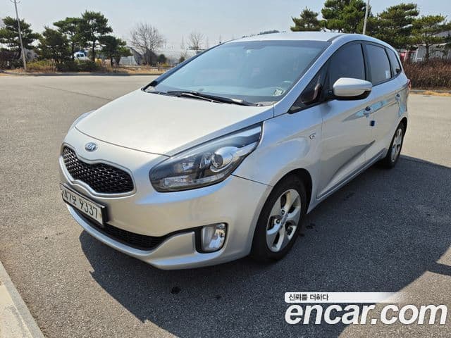 Kia Carens