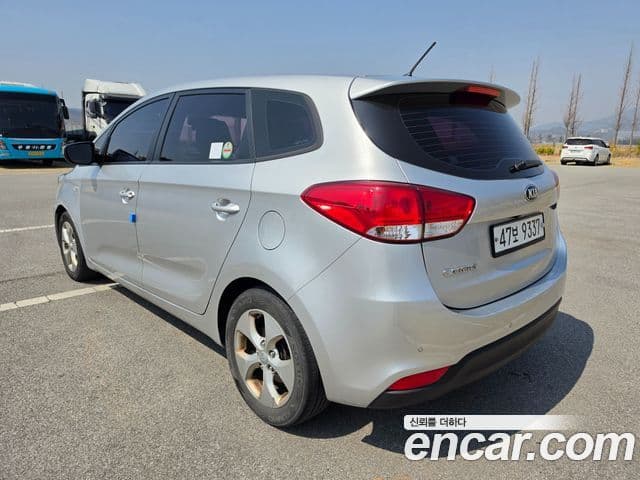 Kia Carens