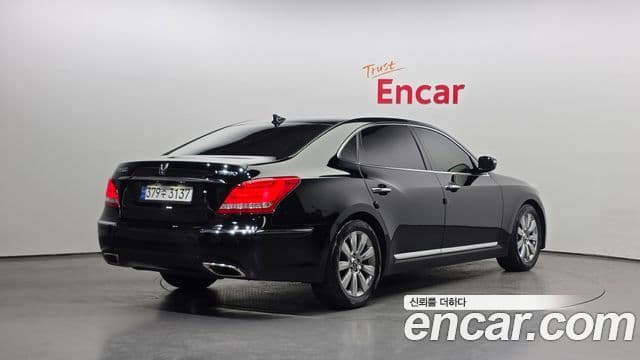 Hyundai Equus