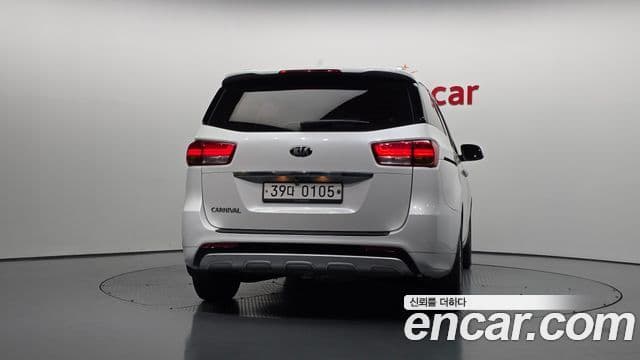Kia Canival