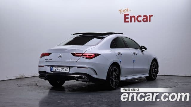 Mercedes-Benz CLA-Class