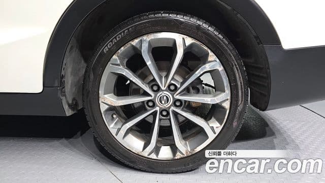 SsangYong (KG Mobility) TIBOLI