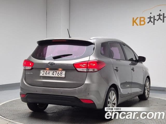Kia Carens